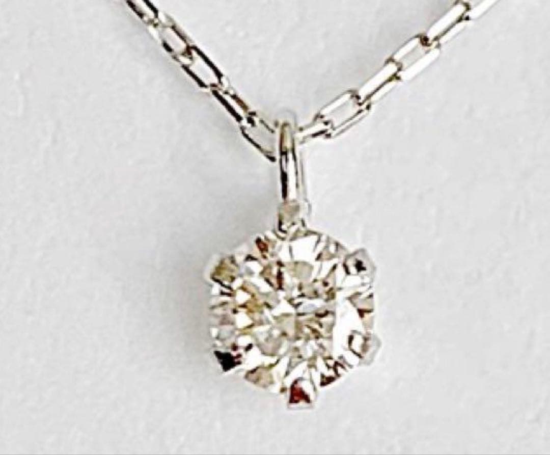 0.0.1カラット天然ダイヤモンドネックレスPT900