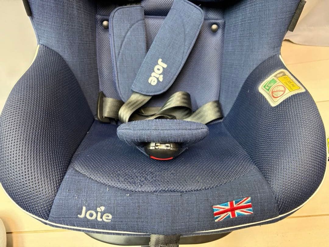 Joie　ジョイー　アイアーク360　isofix取付　チャイルドシート