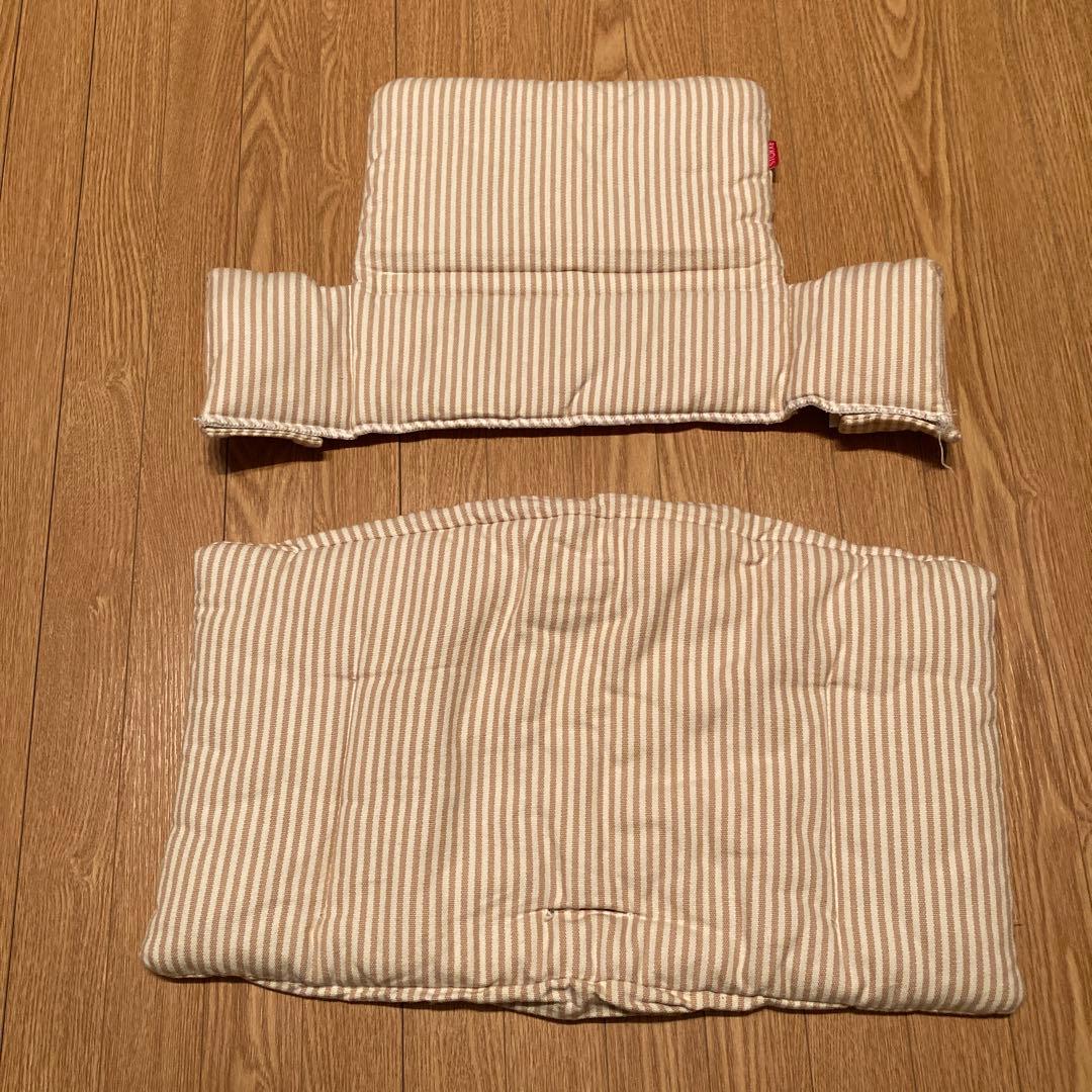 【旧型】トリップトラップ　ベビーセット　ベビーガード　専用クッション付き