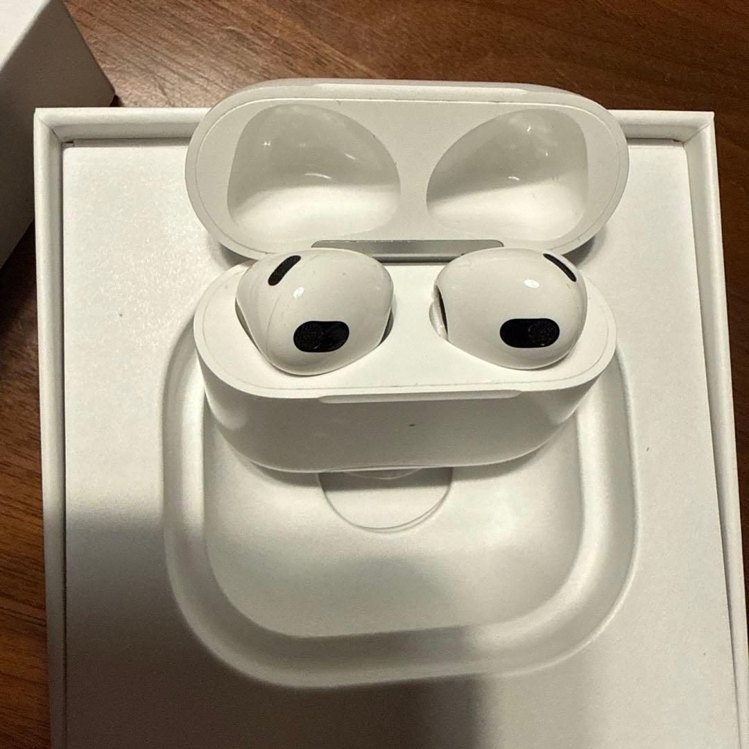 AirPods (第3世代) ホワイト 本体