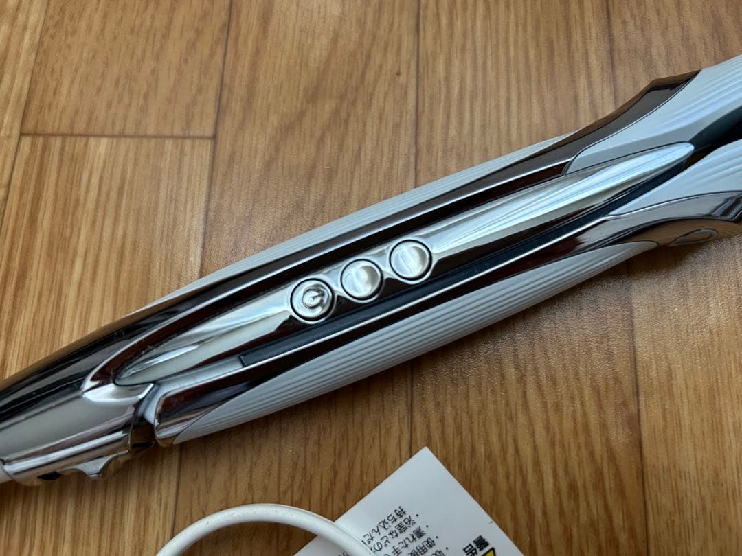 【美品】ReFa ストレートアイロン ホワイト　RE-ET