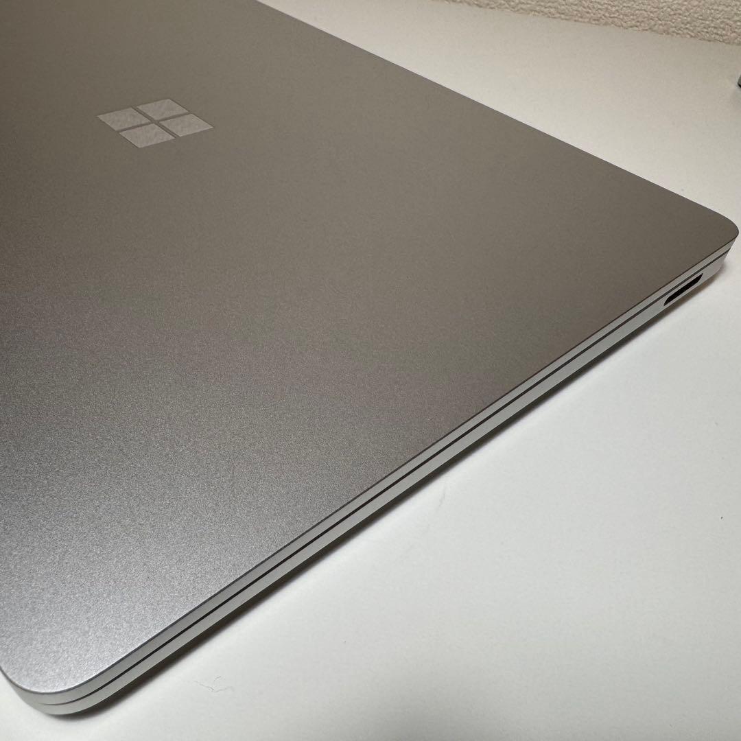 Surface Laptop 7 【16GBメモリ／256GB SSD】