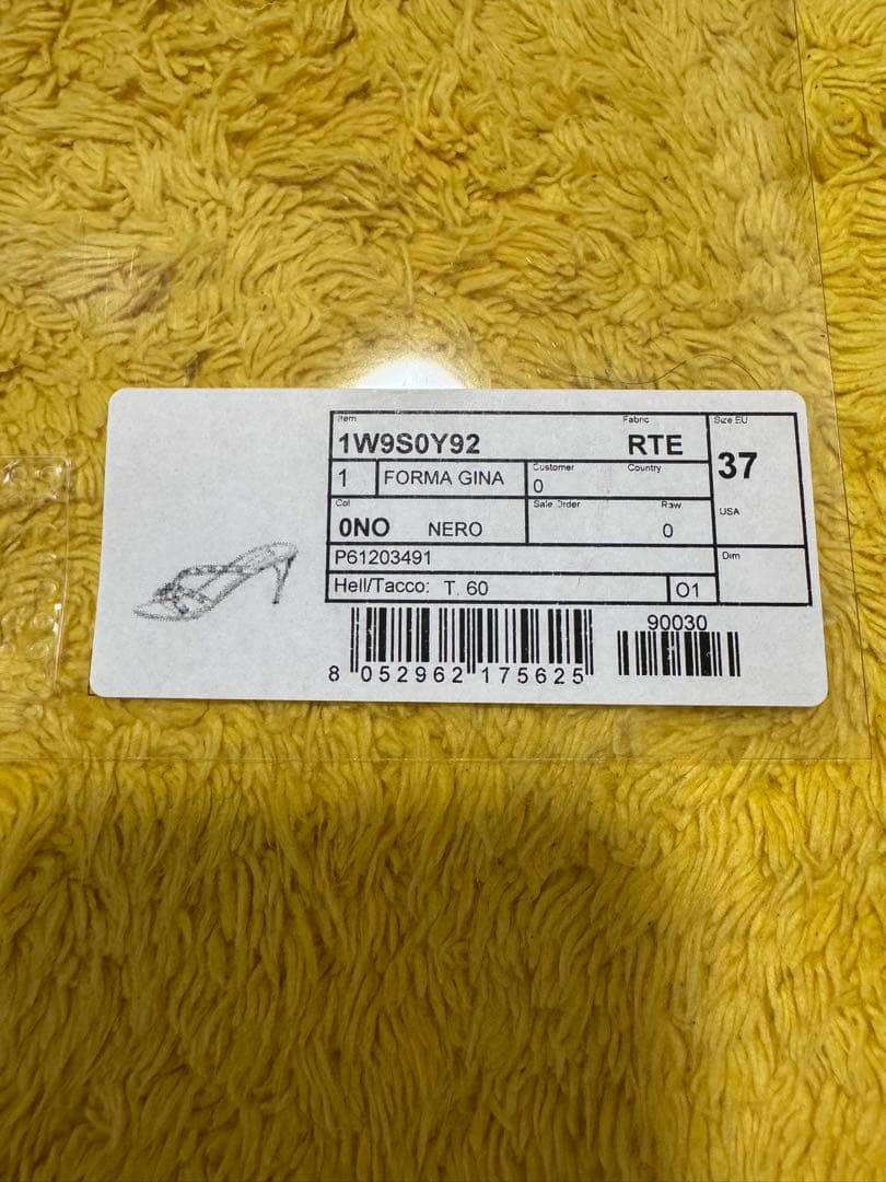 Valentino スタッズ付き ブラックサンダル 37