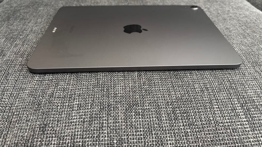 iPad Air第5世代　64GB Wi-Fiモデル　中古