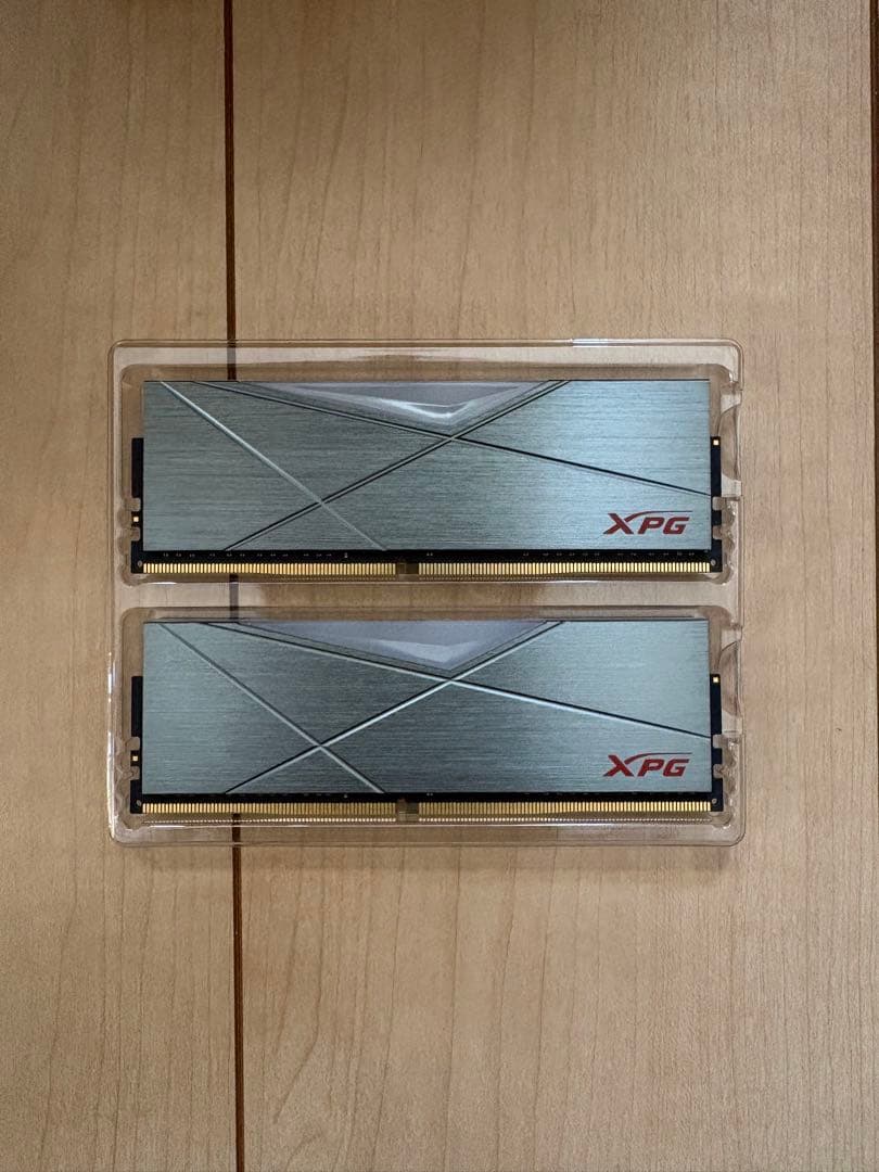 メモリー XPG SPECTRIX D50 DDR4 RGB MEMORY