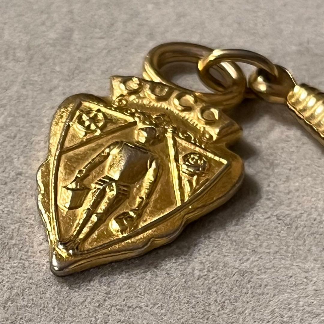 GUCCI クレストチャーム