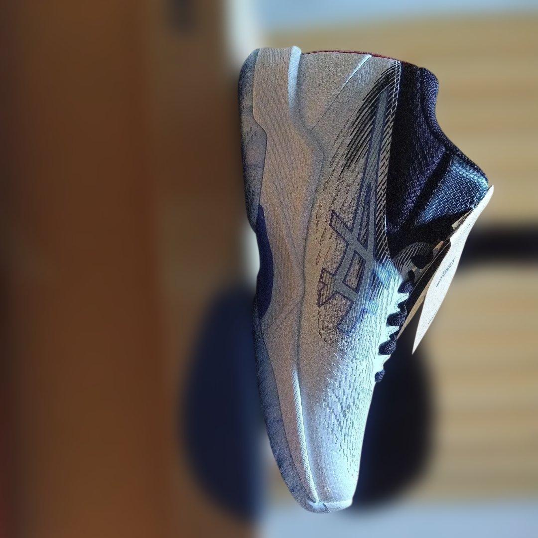 値下げ中　ASICS バレーボールシューズ ホワイト/ブラック/レッド22.5