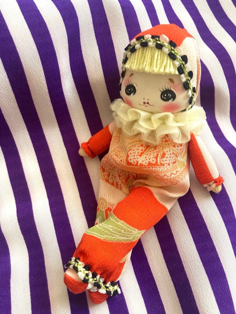 ももです。つきもとつきこの文化人形