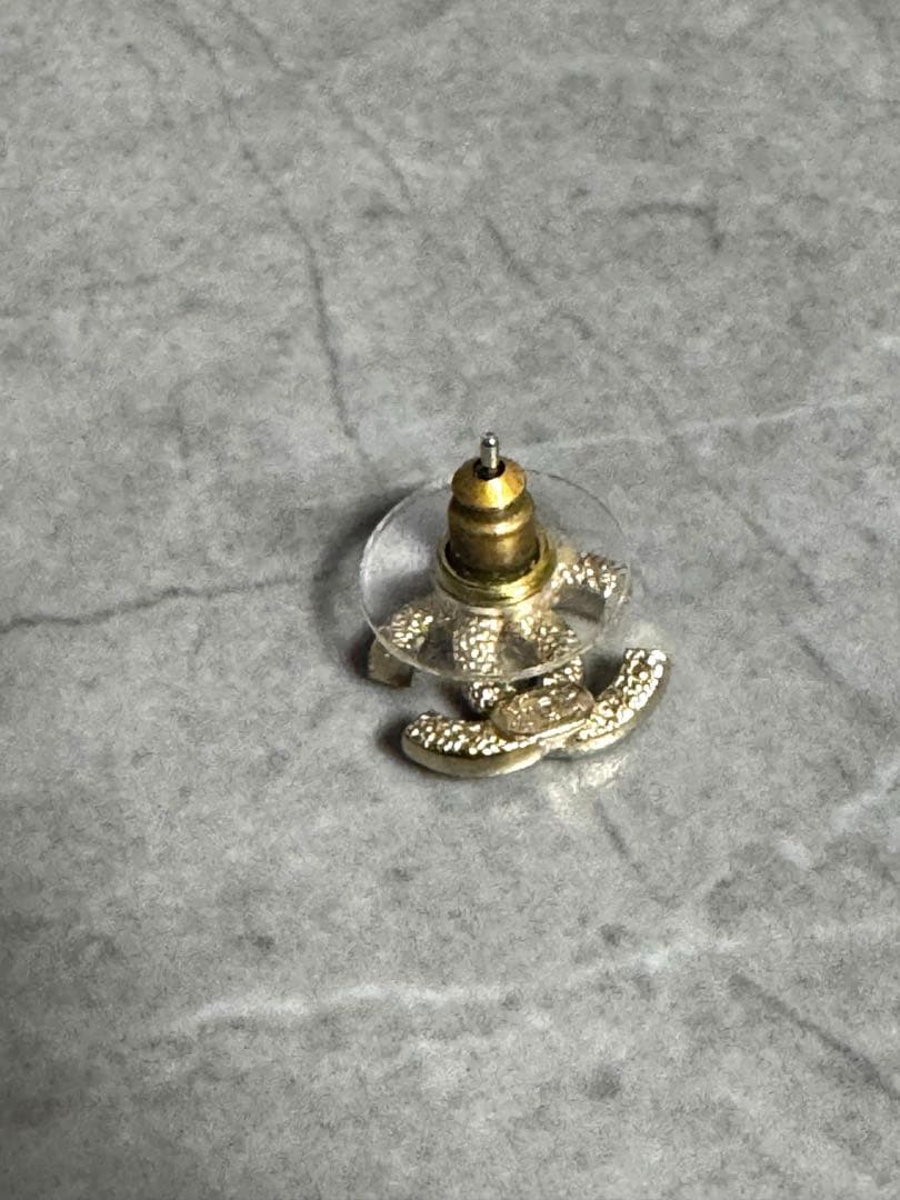 値下げ　Chanel CCロゴピアス(片耳用)