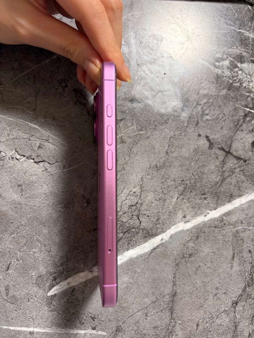 【中古】電池残量良　Apple iPhone 16 ピンク本体 128GB