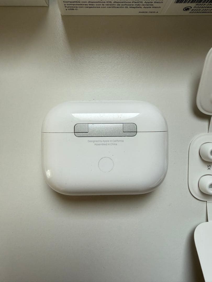 AirPods Pro 2 USB-C ESRクリアケース