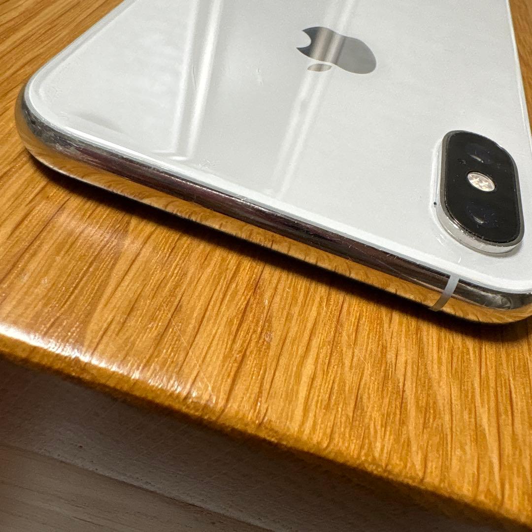 Apple iPhone xs 64GB 本体