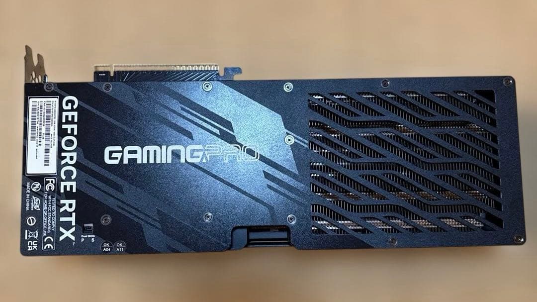 PALIT グラフィックボードGeForce RTX5070 12GB