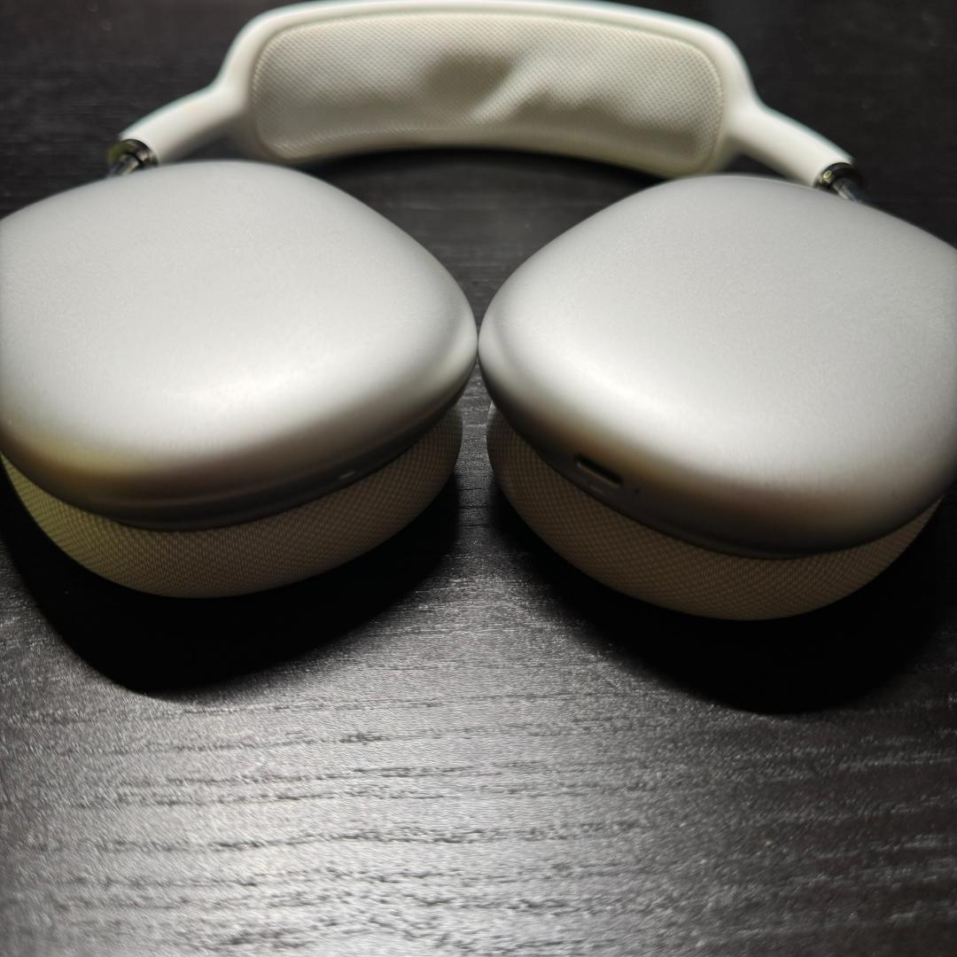 Apple純正ワイヤレスヘッドホン AirPods Max シルバー
