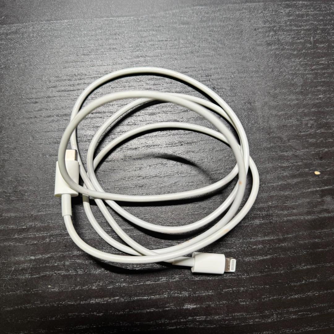 Apple純正ワイヤレスヘッドホン AirPods Max シルバー