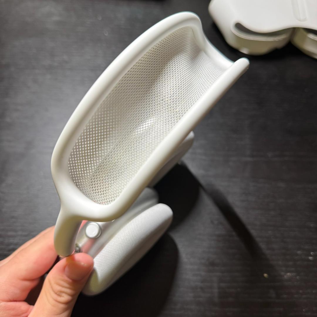 Apple純正ワイヤレスヘッドホン AirPods Max シルバー