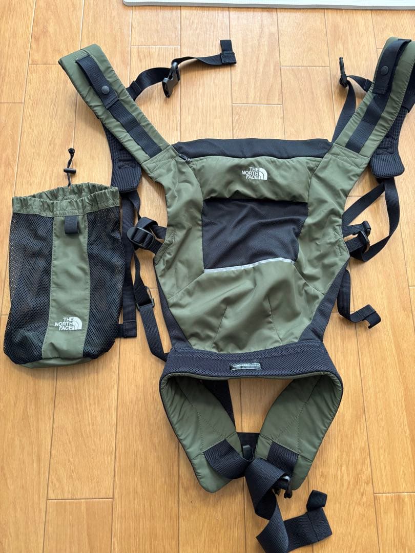 ノースフェイス 抱っこ紐 オリーブ色