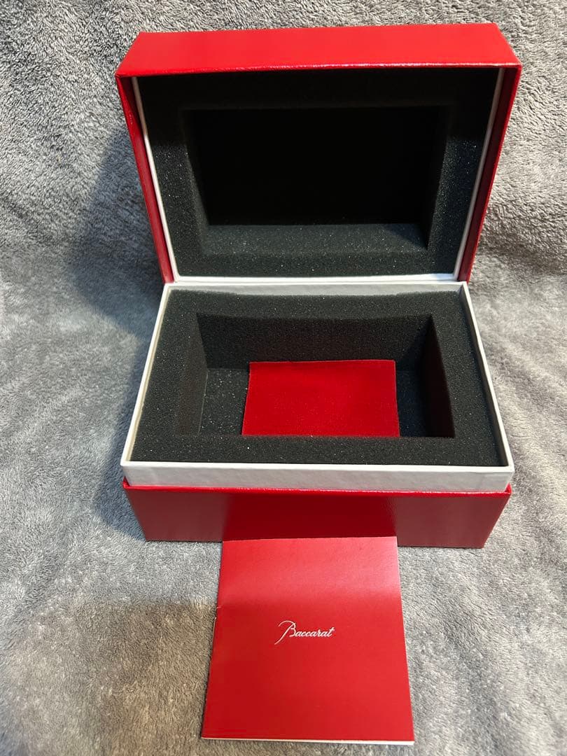 バカラ　まねき猫　レッドオクトゴン付　２月５日までBACCARAT