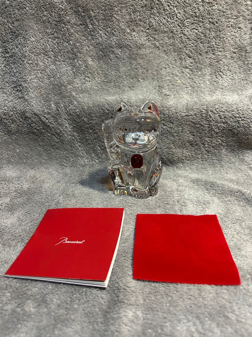 バカラ　まねき猫　レッドオクトゴン付　２月５日までBACCARAT