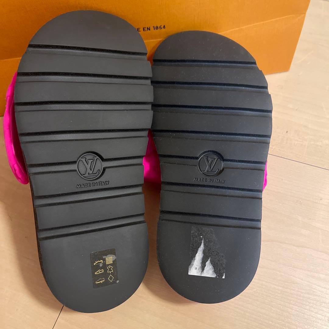 箱付きLOUIS VUITTON プールピロー・ライン ミュール　新品未使用