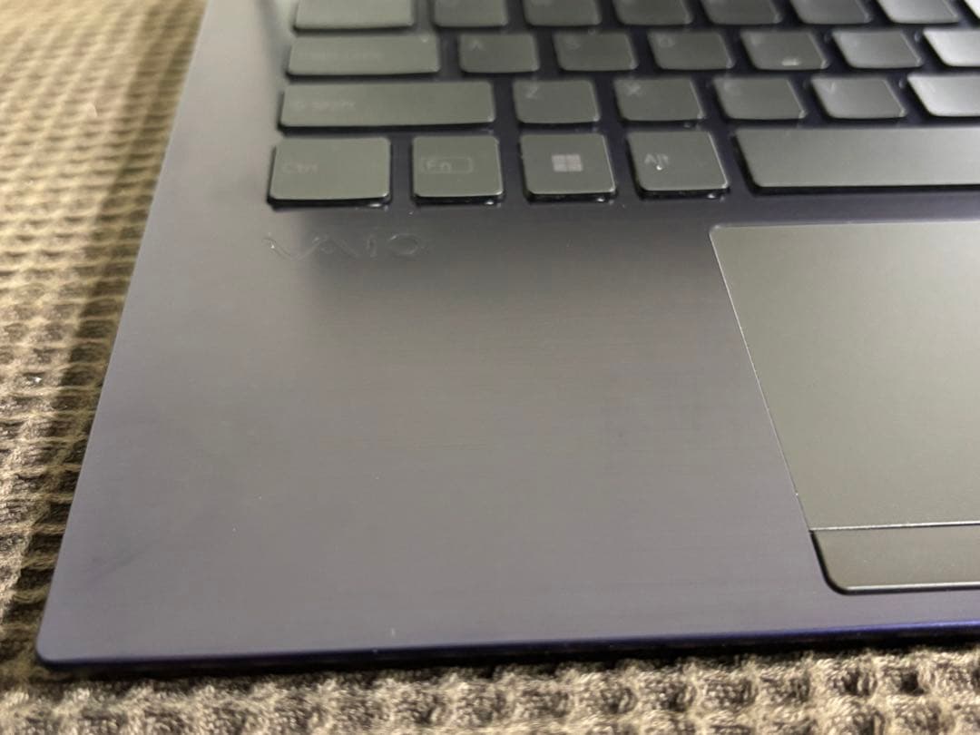 VAIO 勝色　SX14 13th i7 1360 16GB 中古　ノートPC