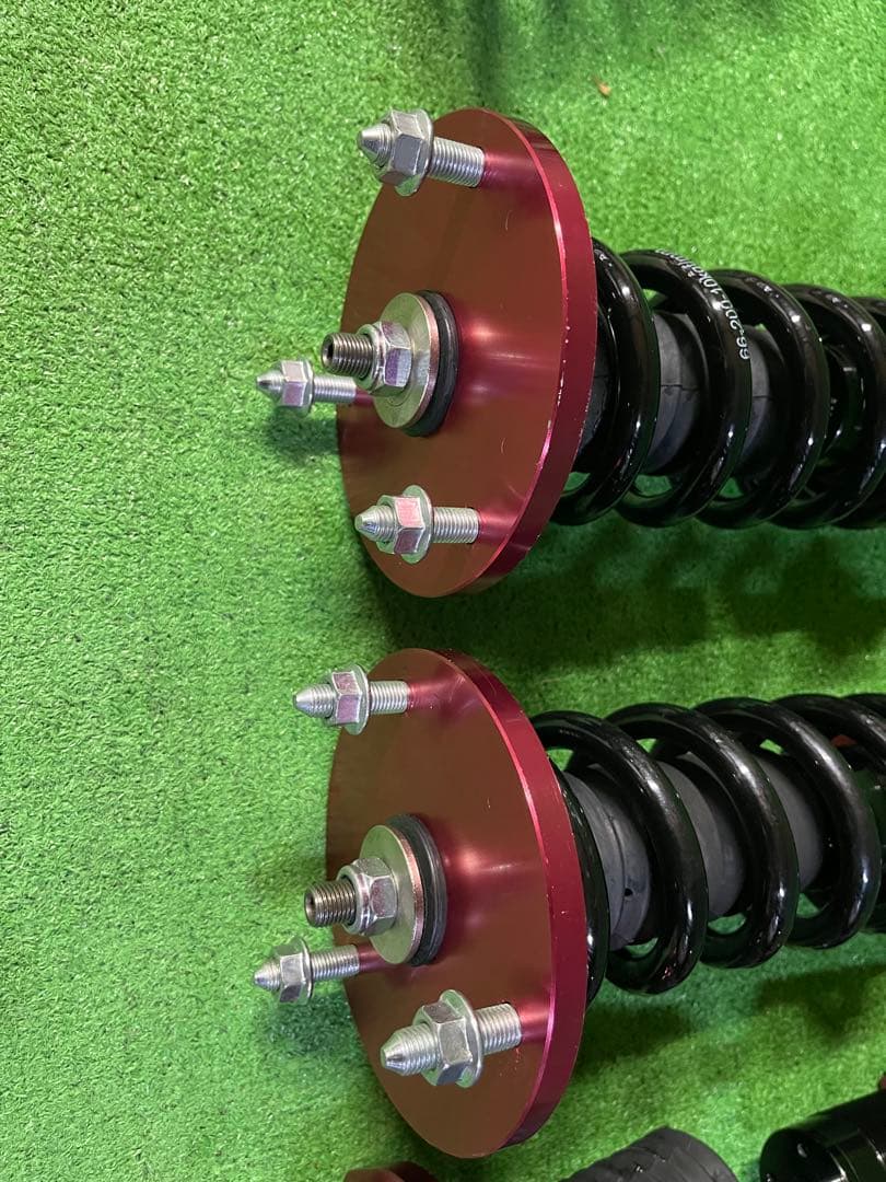 美品　レクサスGS 10系　車高調　フルタップ　GRL10 2WD用　AWL