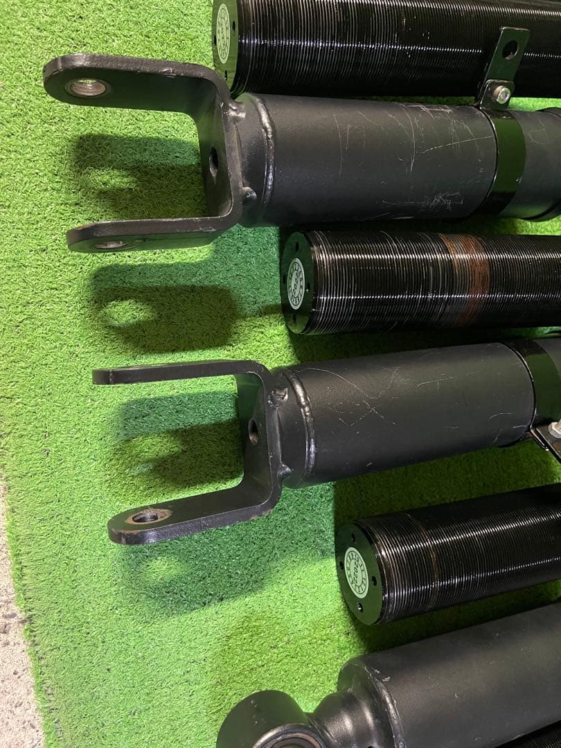 美品　レクサスGS 10系　車高調　フルタップ　GRL10 2WD用　AWL