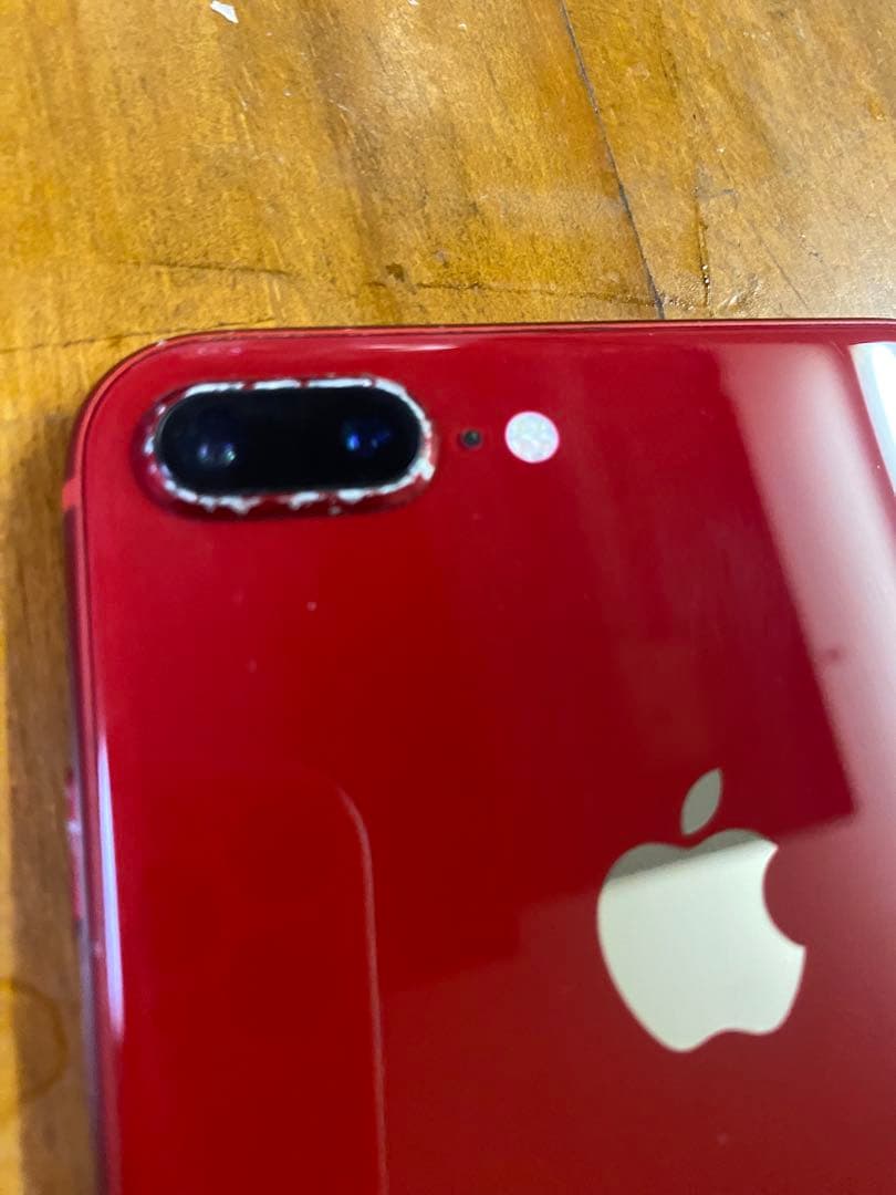 iPhone 8 Plus SIMロックあり