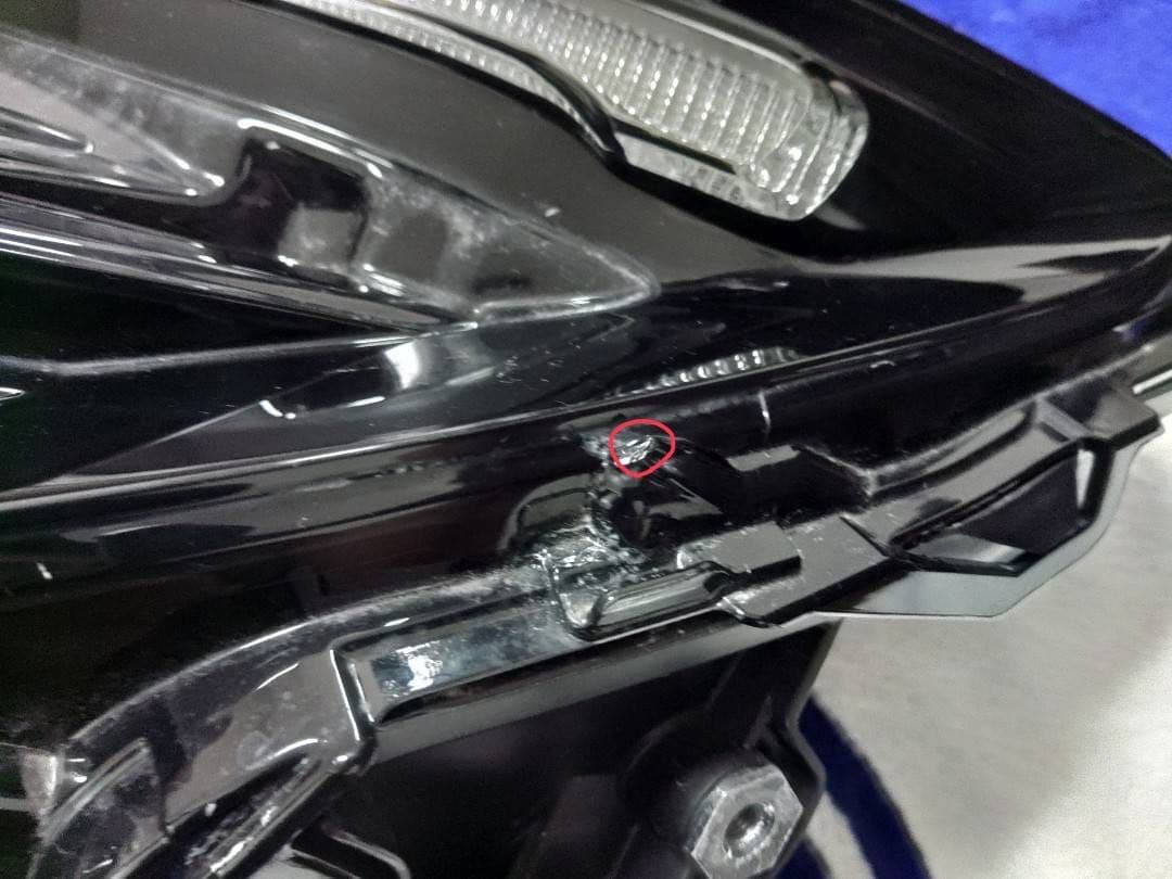 クラウン　スポーツ　AZSH36W 左　ヘッドライト　KOITO 30-483