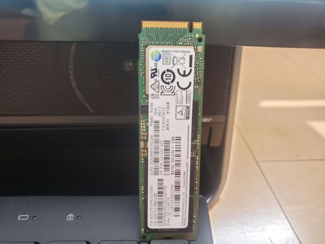 富士通 FH90/i7-6700HQ/SSD512GB/16GB/BD/DVDS