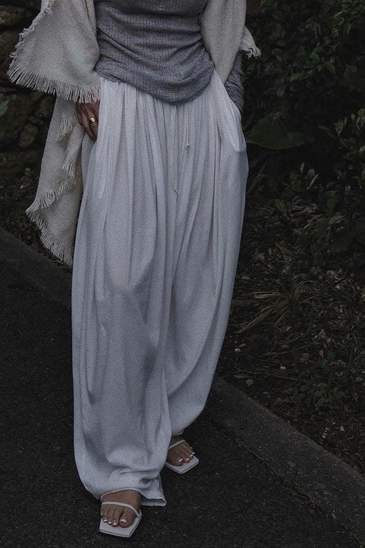 etre tokyo ウエストギャザーバルーンカットパンツ