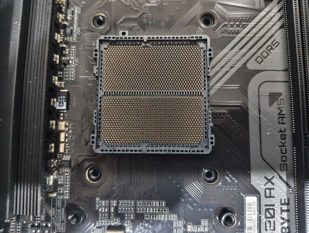 GIGABYTE A620I AX AM5 Mini-ITXマザーボード