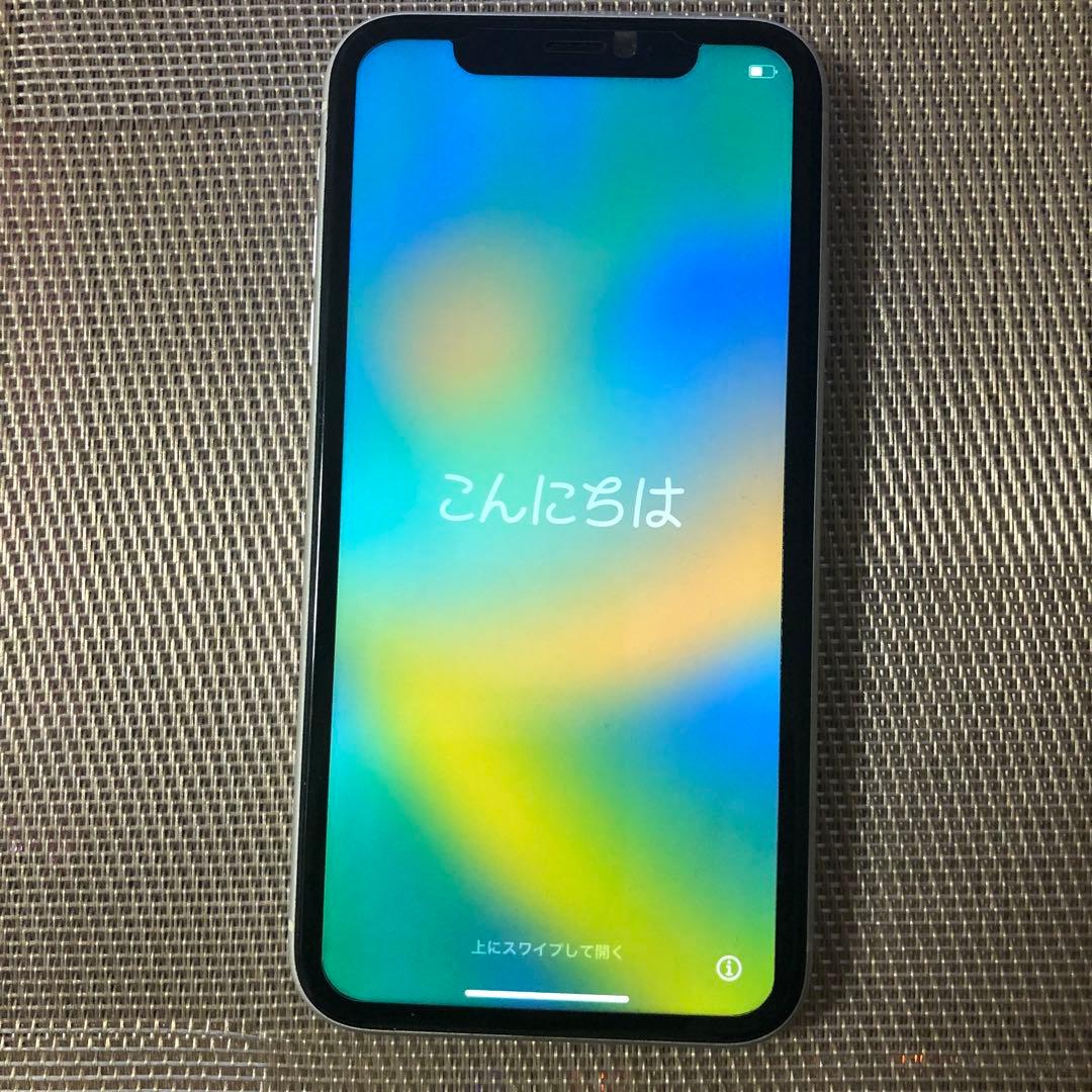 iPhone XR White 64 GB docomo 本体　アイフォン　美品