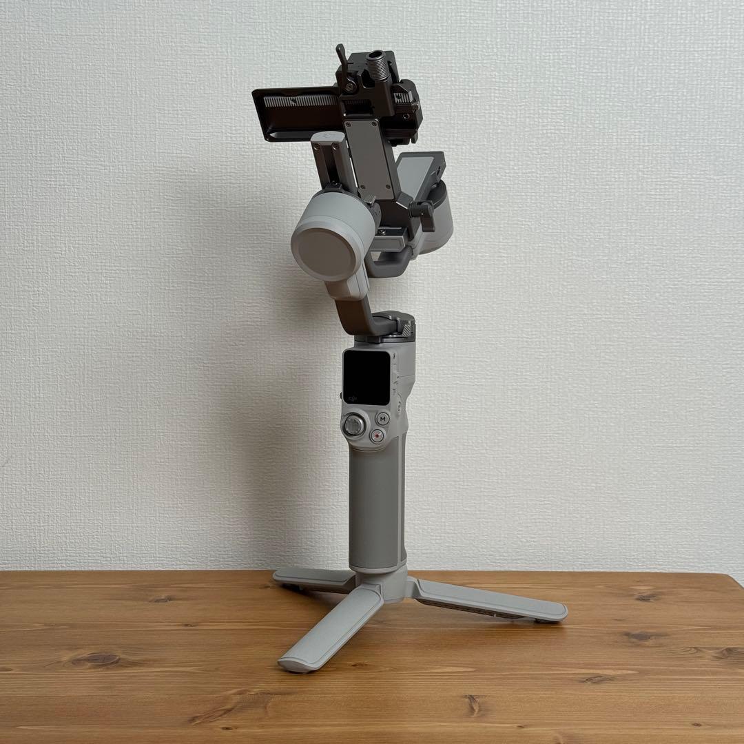 DJI RS 4 Mini 3軸 カメラ スタビライザー ジンバル