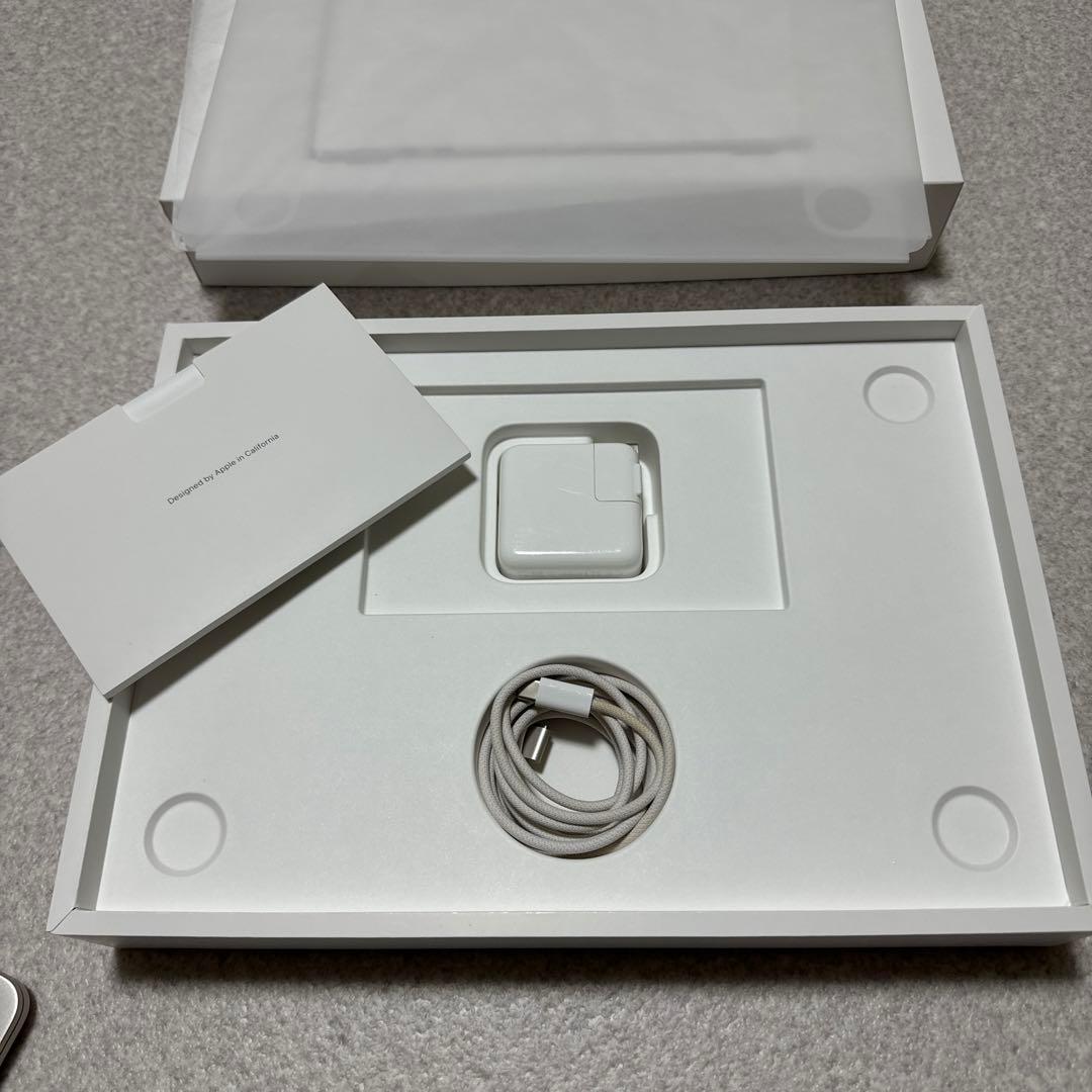 MacBook本体 MacBook Air 13 M3 2024