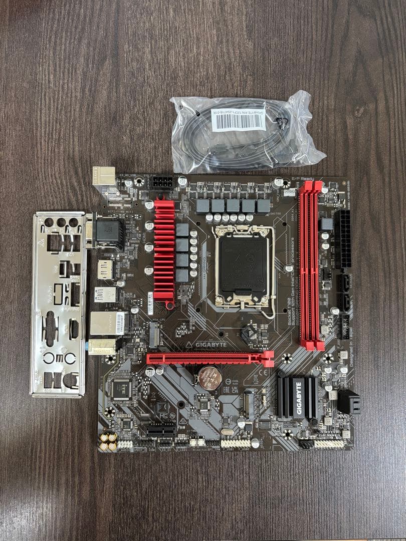 GIGABYTE B660M GAMING マザーボード