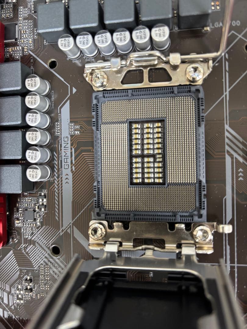 GIGABYTE B660M GAMING マザーボード