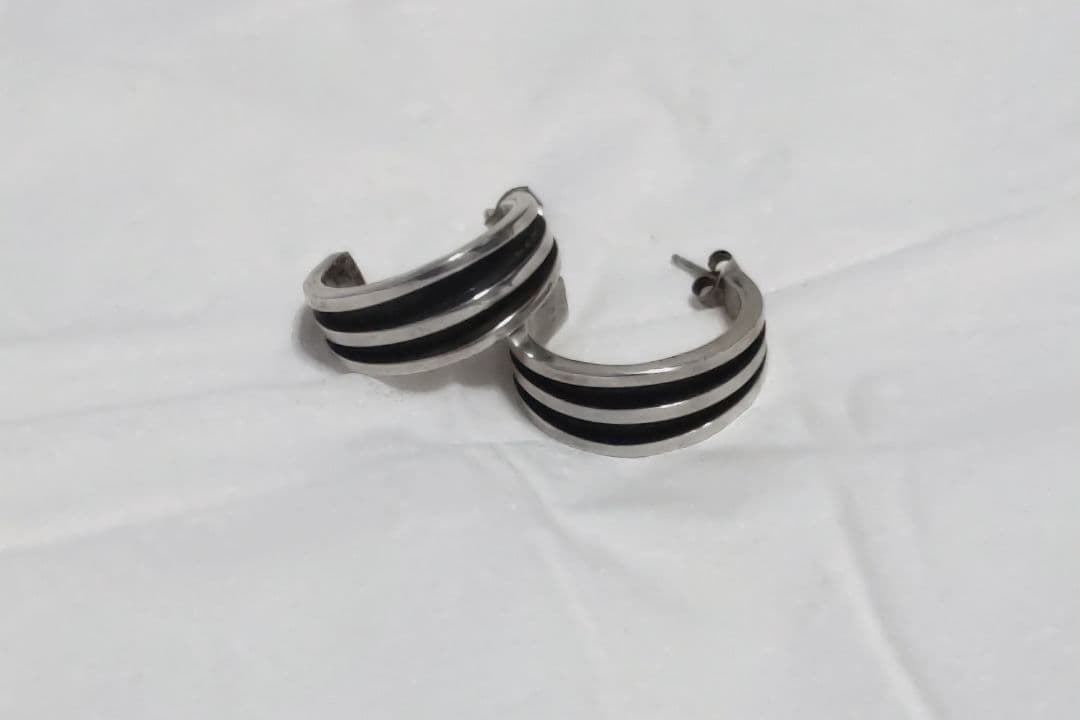 TOM HAWK トムホーク ラインピアス シルバー NAVAJO