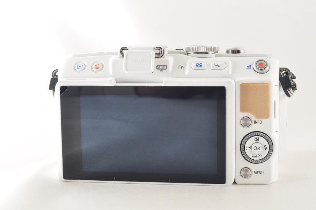 【C1111】OLYMPUS オリンパス PEN Lite E-PL5 ホワイト