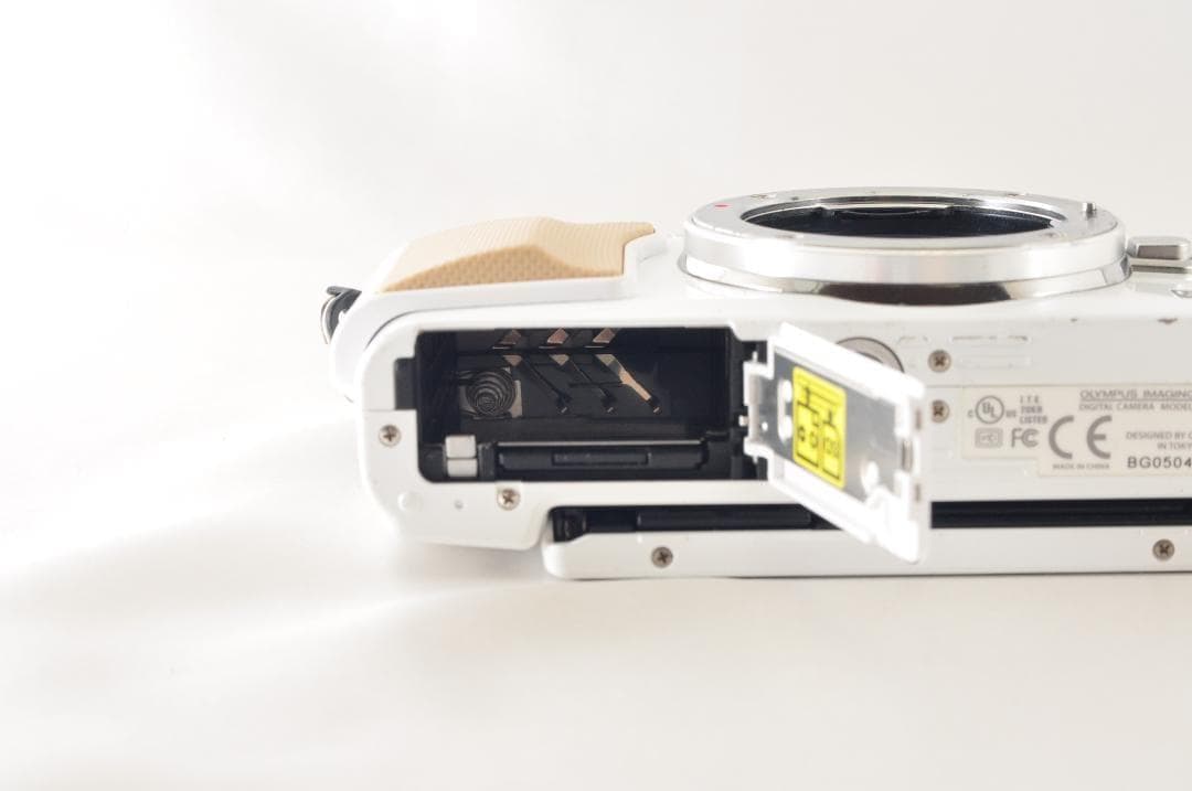 【C1111】OLYMPUS オリンパス PEN Lite E-PL5 ホワイト