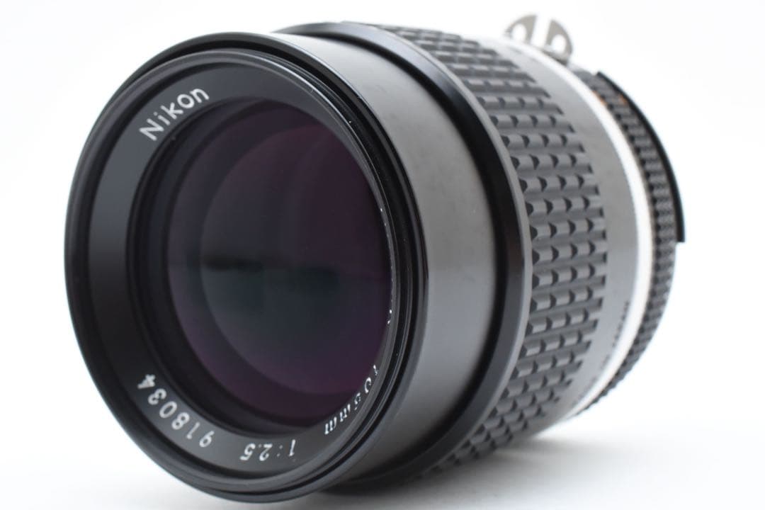 Nikon ニコンAI-S 105mm f/2.5
