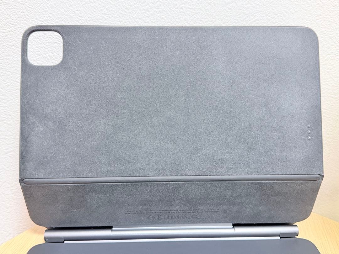 純正ペンとMagic Keyboard付き iPad Pro 11インチ