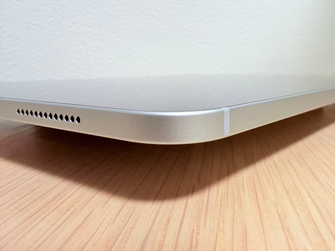 純正ペンとMagic Keyboard付き iPad Pro 11インチ