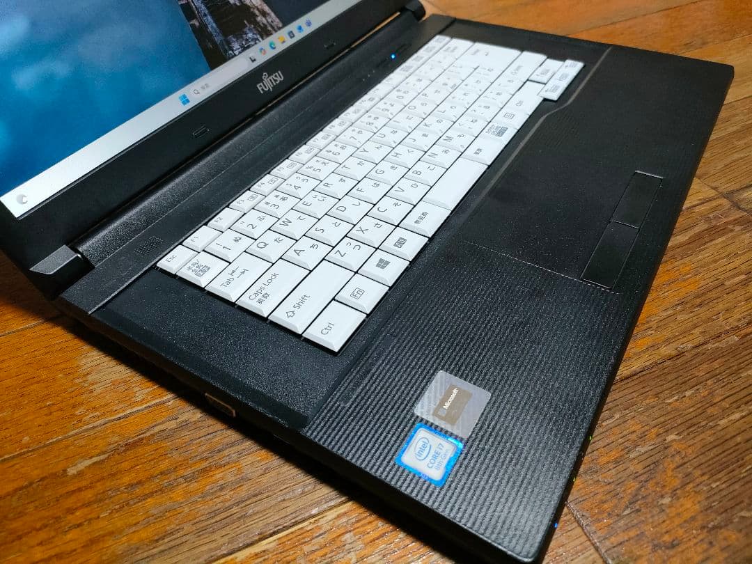 富士通 FUJITSU LIFEBOOK A748/T