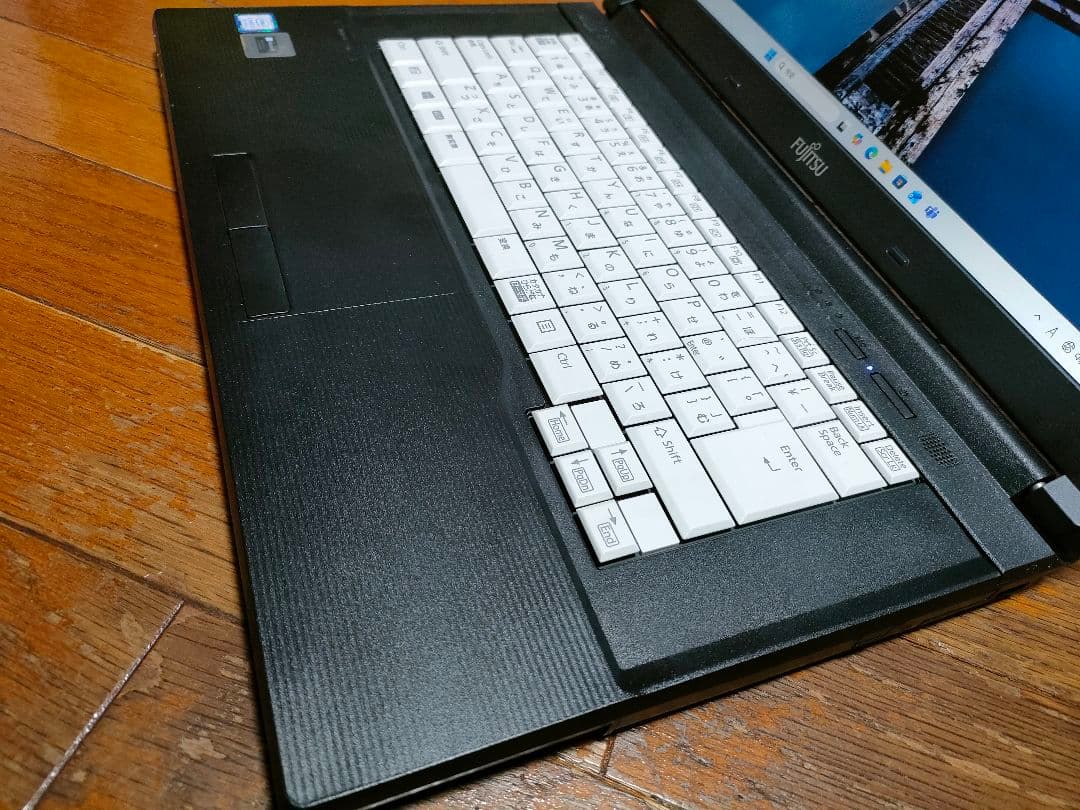 富士通 FUJITSU LIFEBOOK A748/T