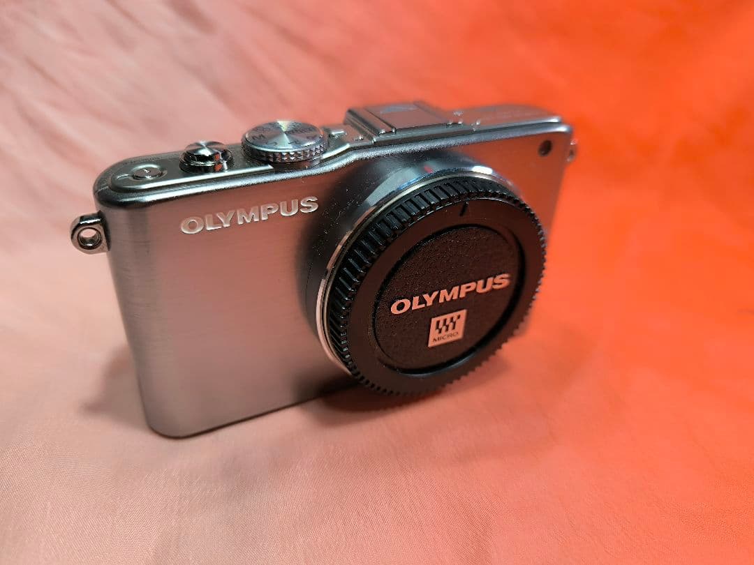 OLYMPUS E-PL3 シルバー ボディ ※手振れエラー有り