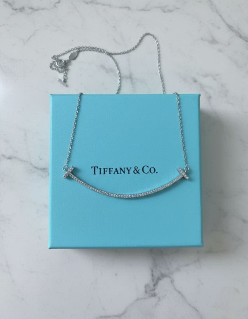 ティファニー:Tスマイル　シルバーネックレス