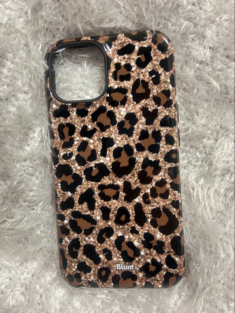 Blunt レオパード柄 iPhone14ケース マグセーフ対応