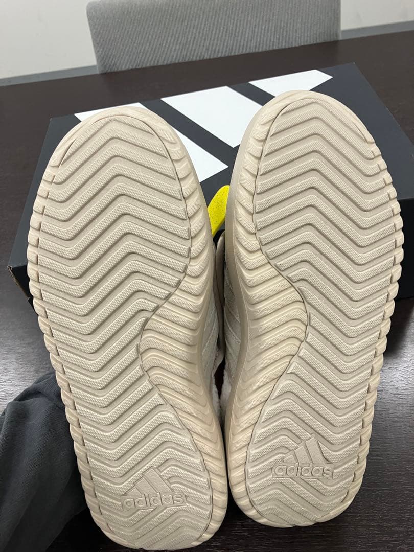 ★24.5★ 新品 adidas グランドコートミュール　ボア　ベージュ