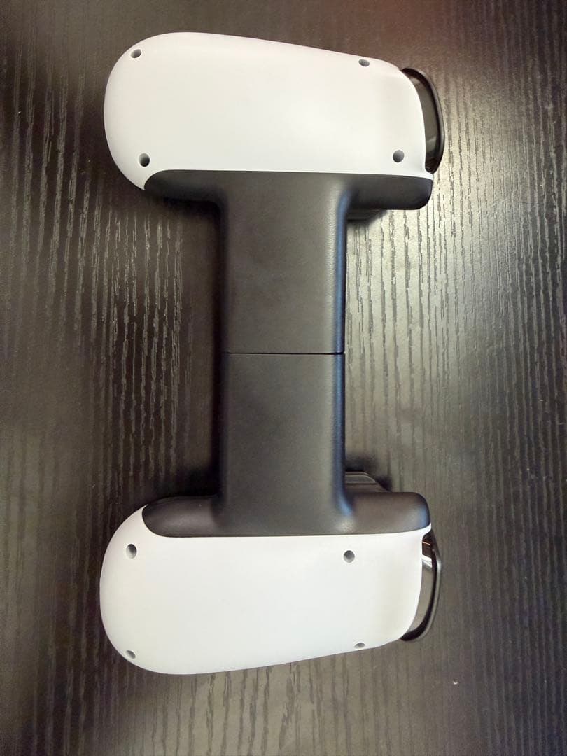 Backbone One ゲームコントローラー